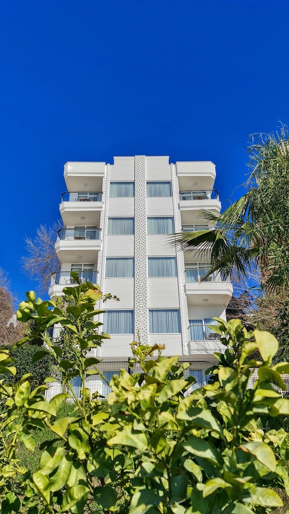 Letstay Panorama Suites 2/50