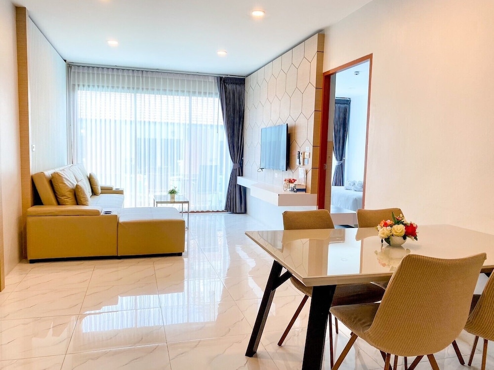 The Bed Vacation Rajamangala Hotel 23/50