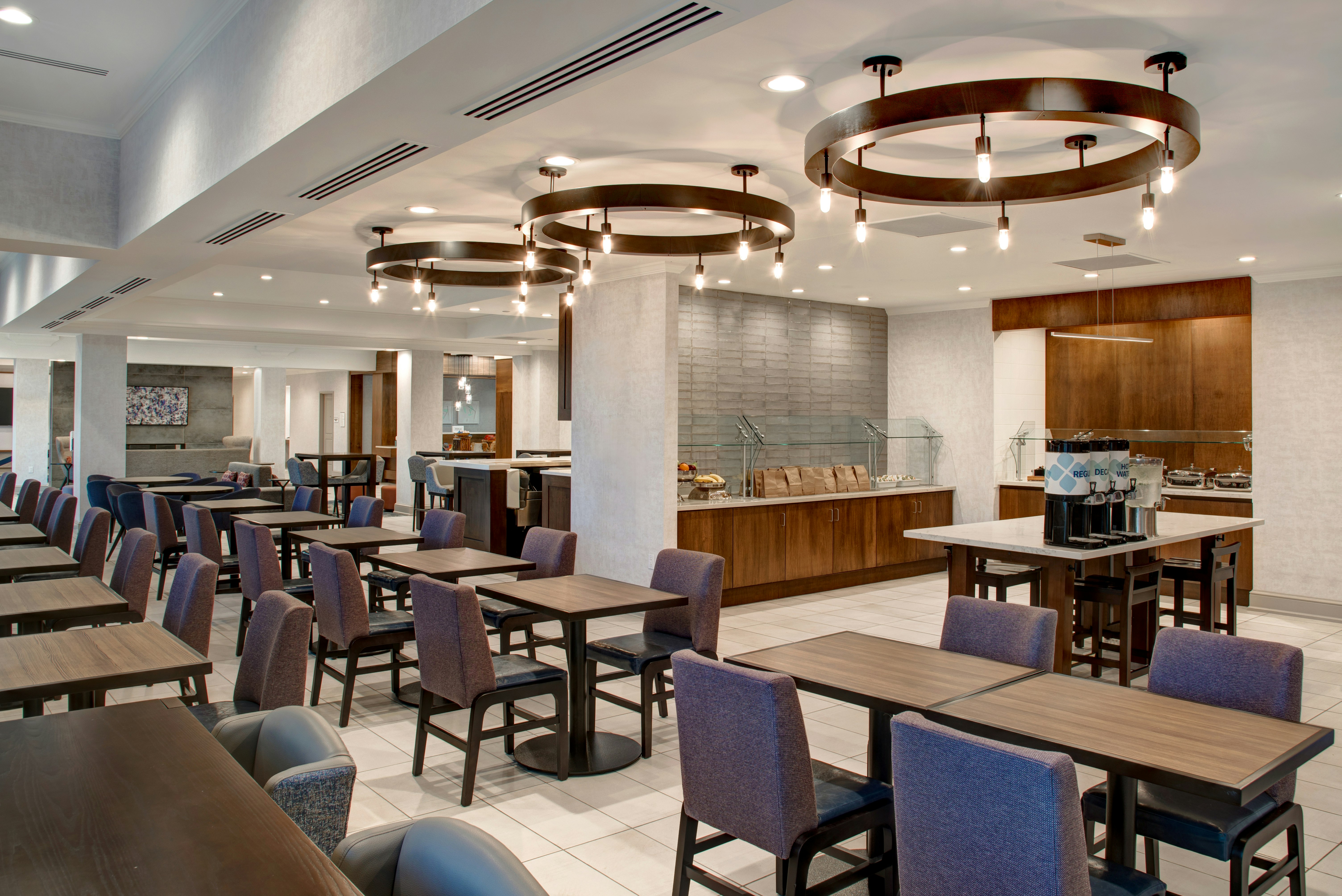 Hilton Garden Inn Kansas City-Kansas 17/25