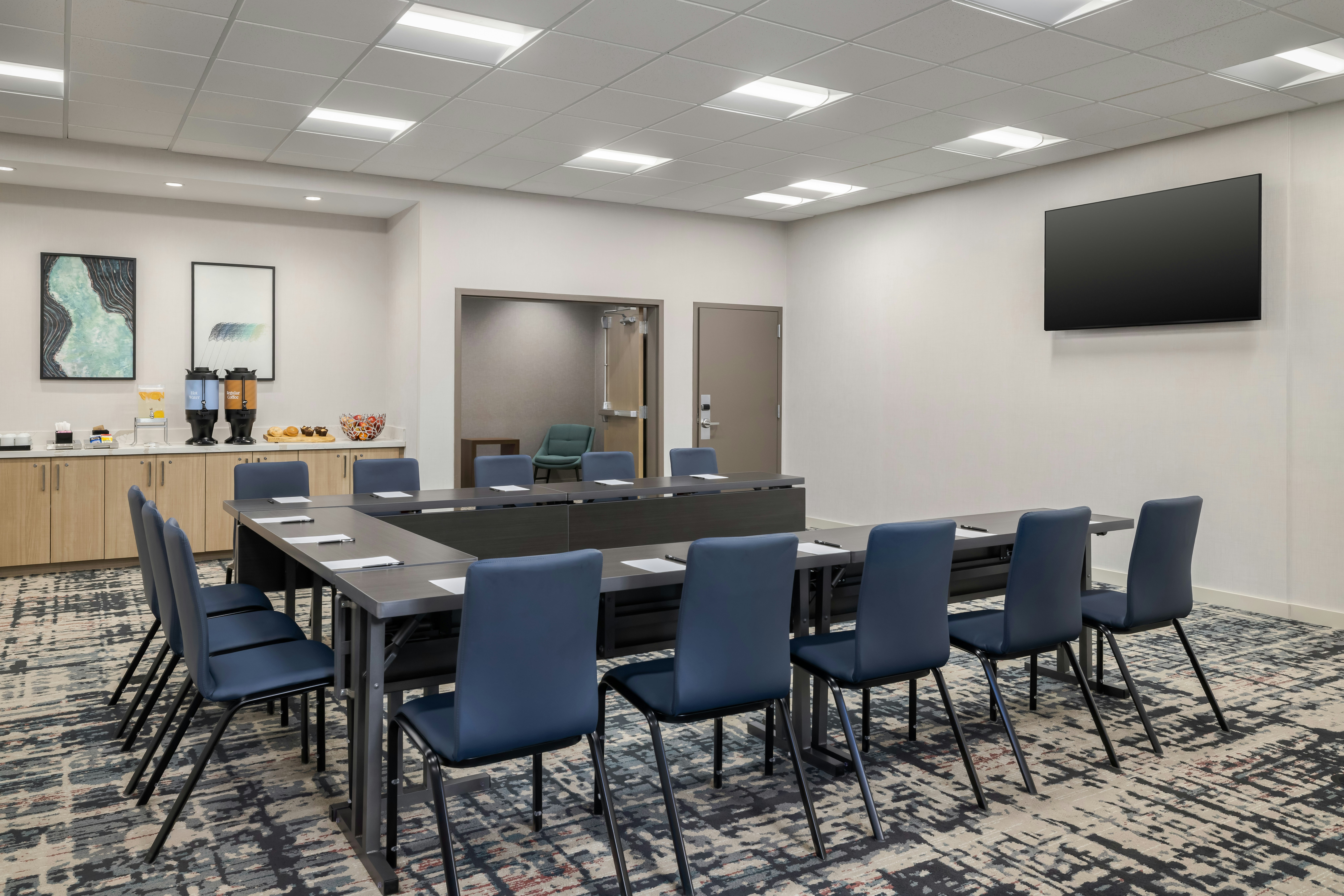 Homewood Suites by Hilton Thornton Denver 32/43