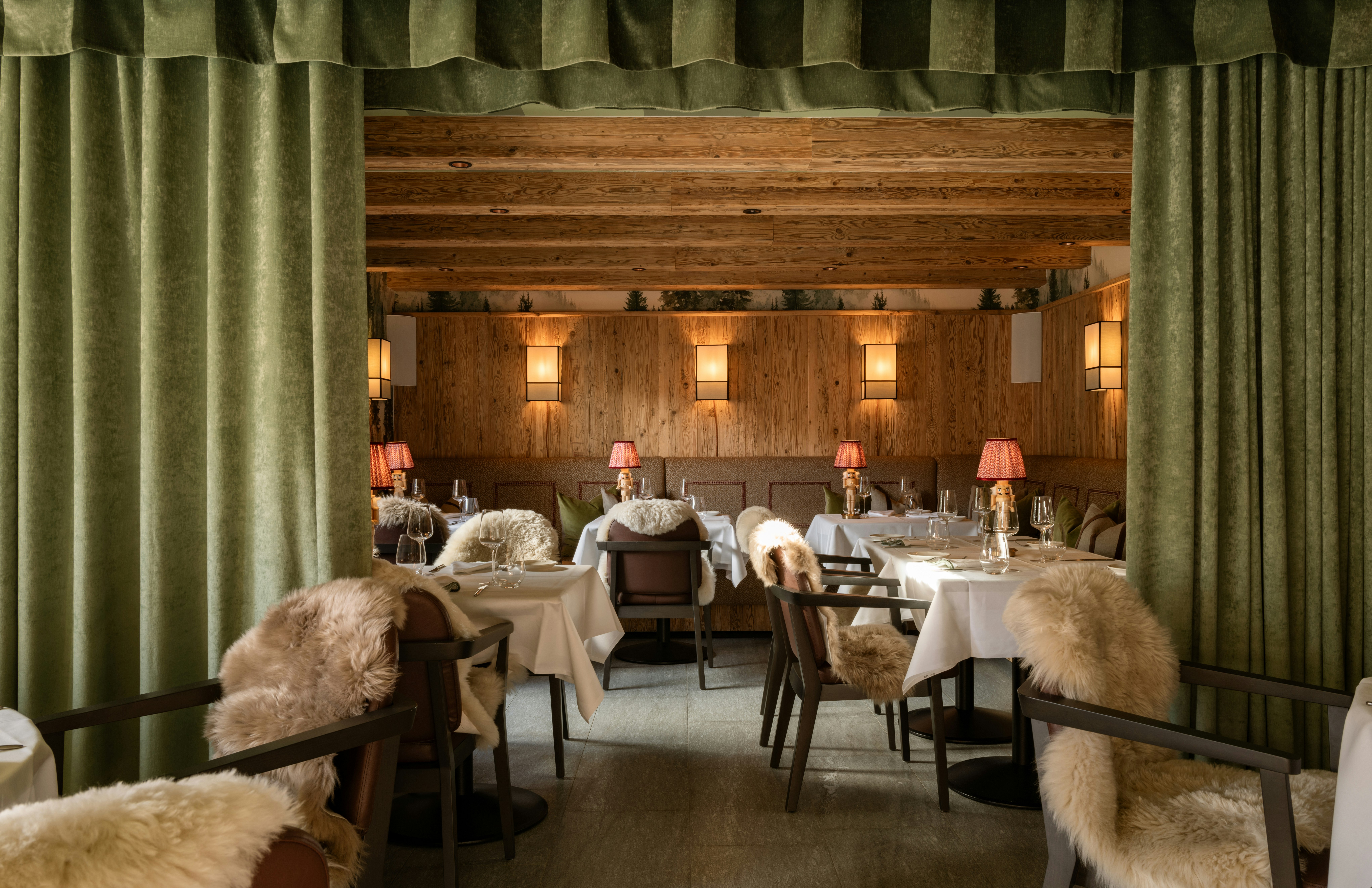 Grace La Margna St Moritz 44/55