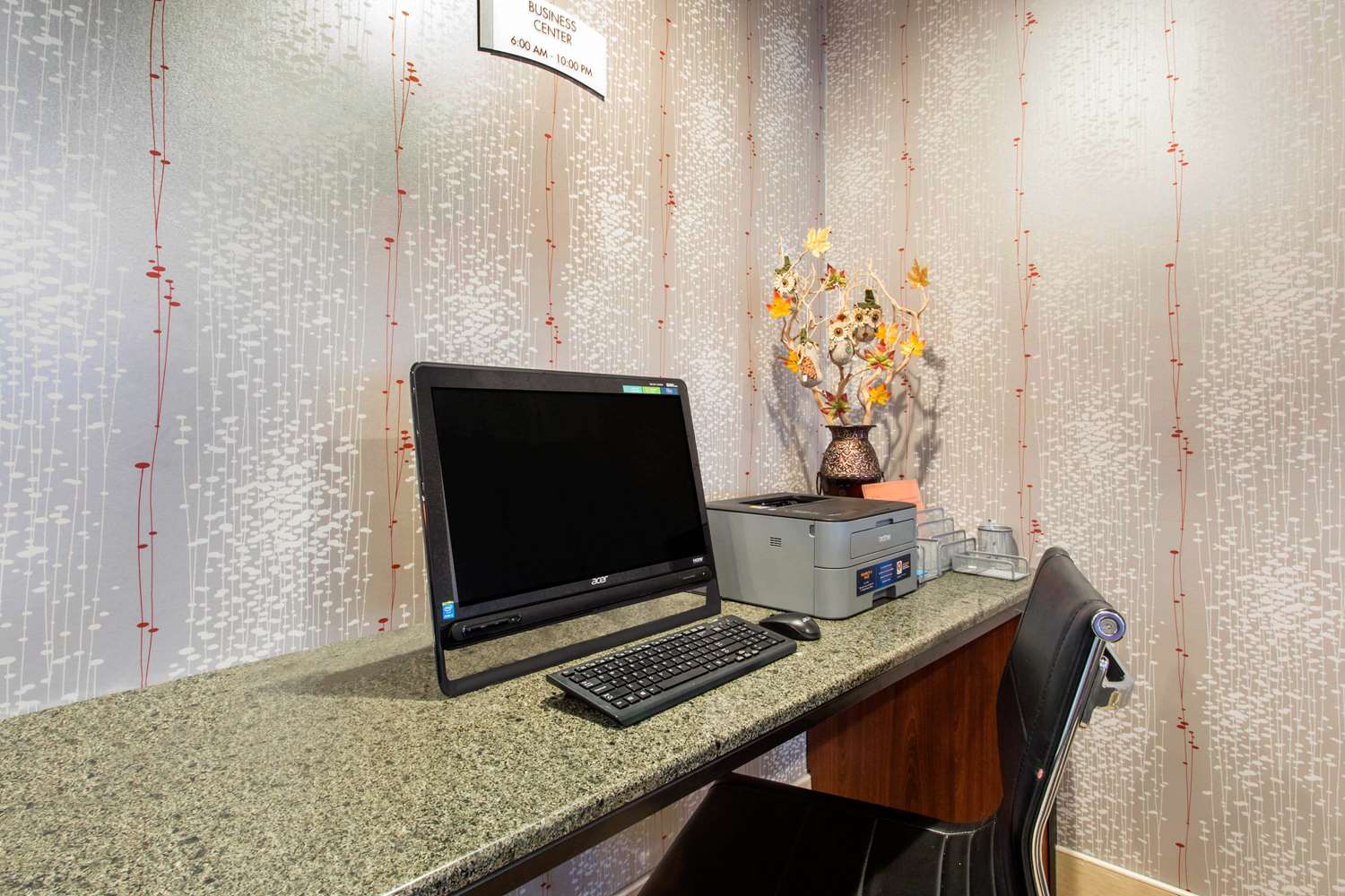 Quality Inn West Springfield 42/48