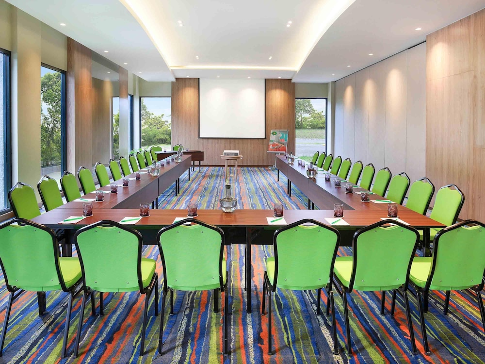 Ibis Styles Bogor Raya 52/61