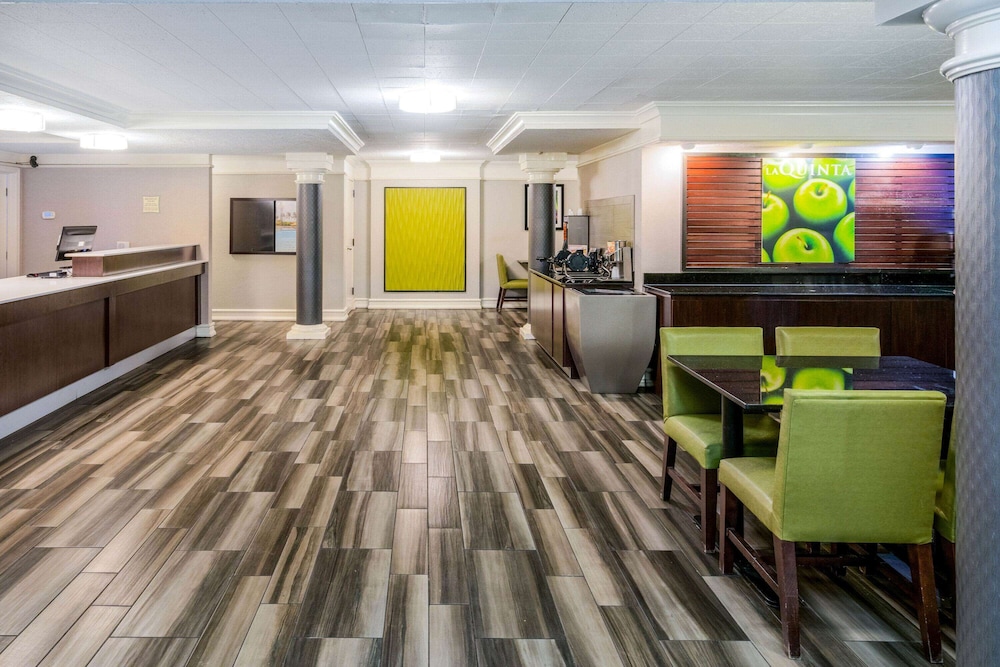 La Quinta Inn Nashville South 8/48