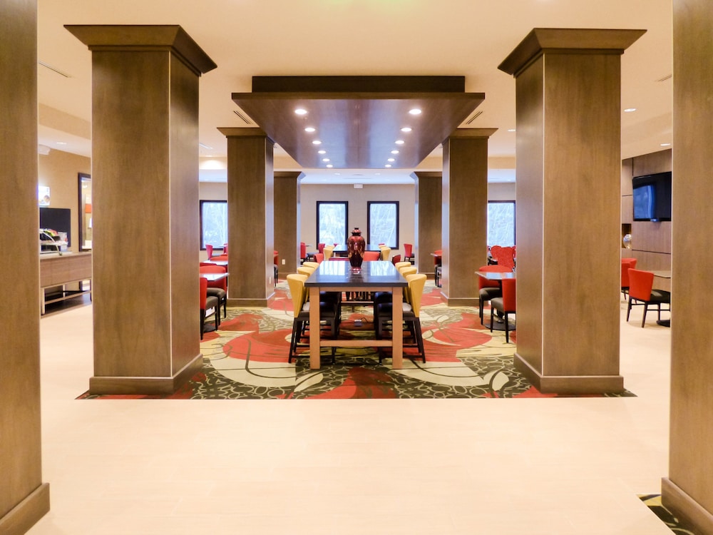 Holiday Inn Express And Suites Plymouth Ann Arbor Area 46/50