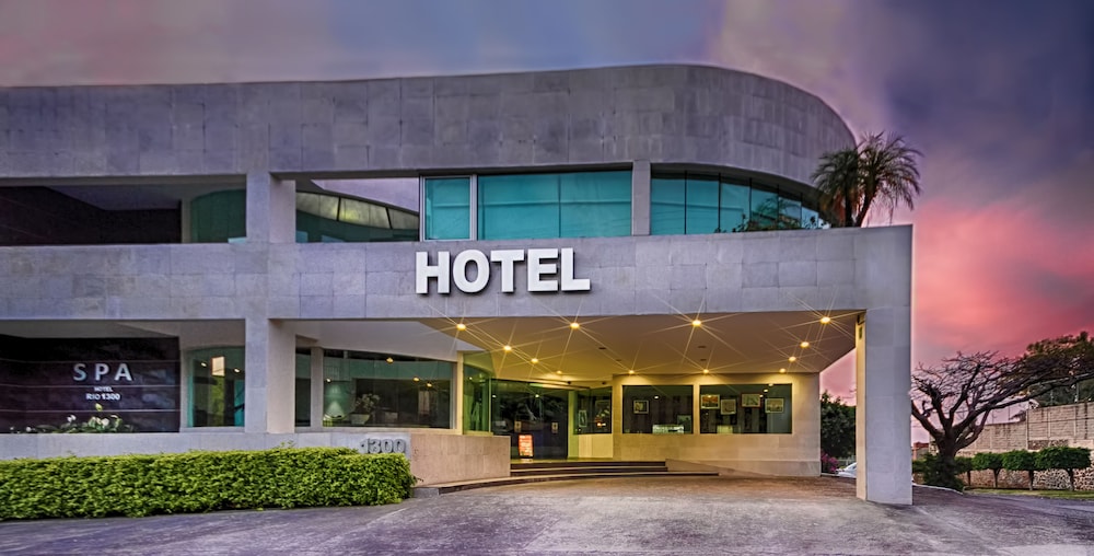 Hotel Rio 1300 2/62
