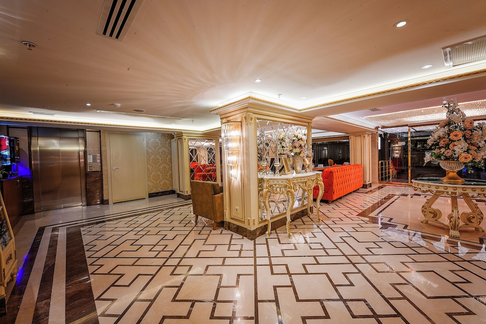 Grand Marcello Hotel & SPA 16/90