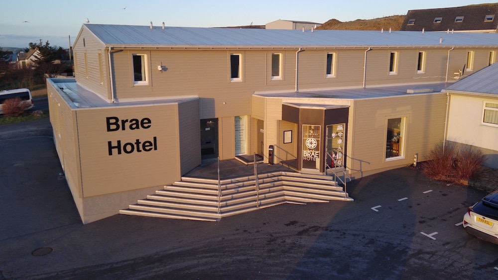 Brae Hotel 3/50