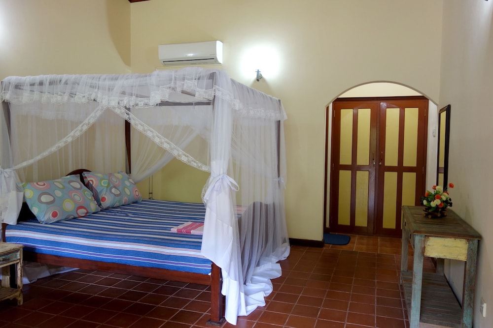 CLASSIC, DOUBLE BED, GARDEN VIEW, GARDEN AREA