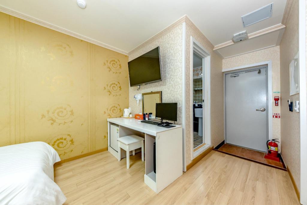 Tamragio Hotel 98/100