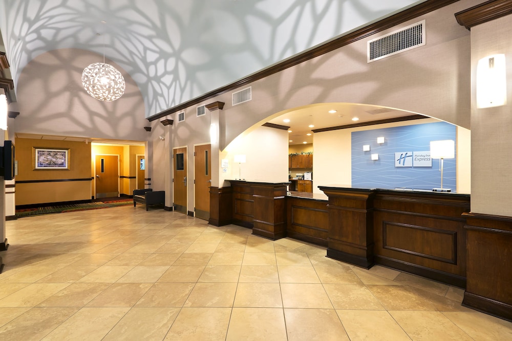 Holiday Inn Express Hotel And Suites Little Rock West 6/49
