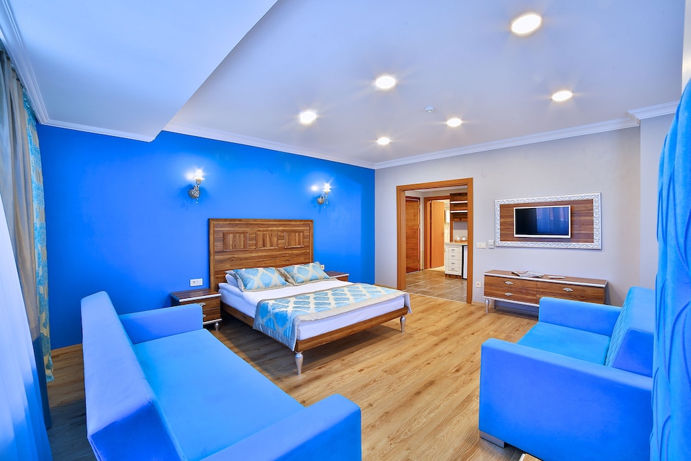 The Hera Premium Hotels 34/49