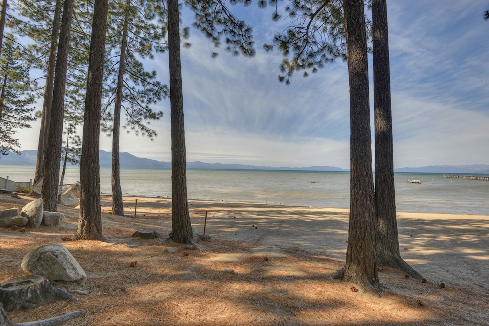 The Beach Retreat Lodge At Tahoe 36/50