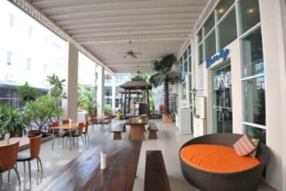 Nsiri Resort & Hotel 13/30