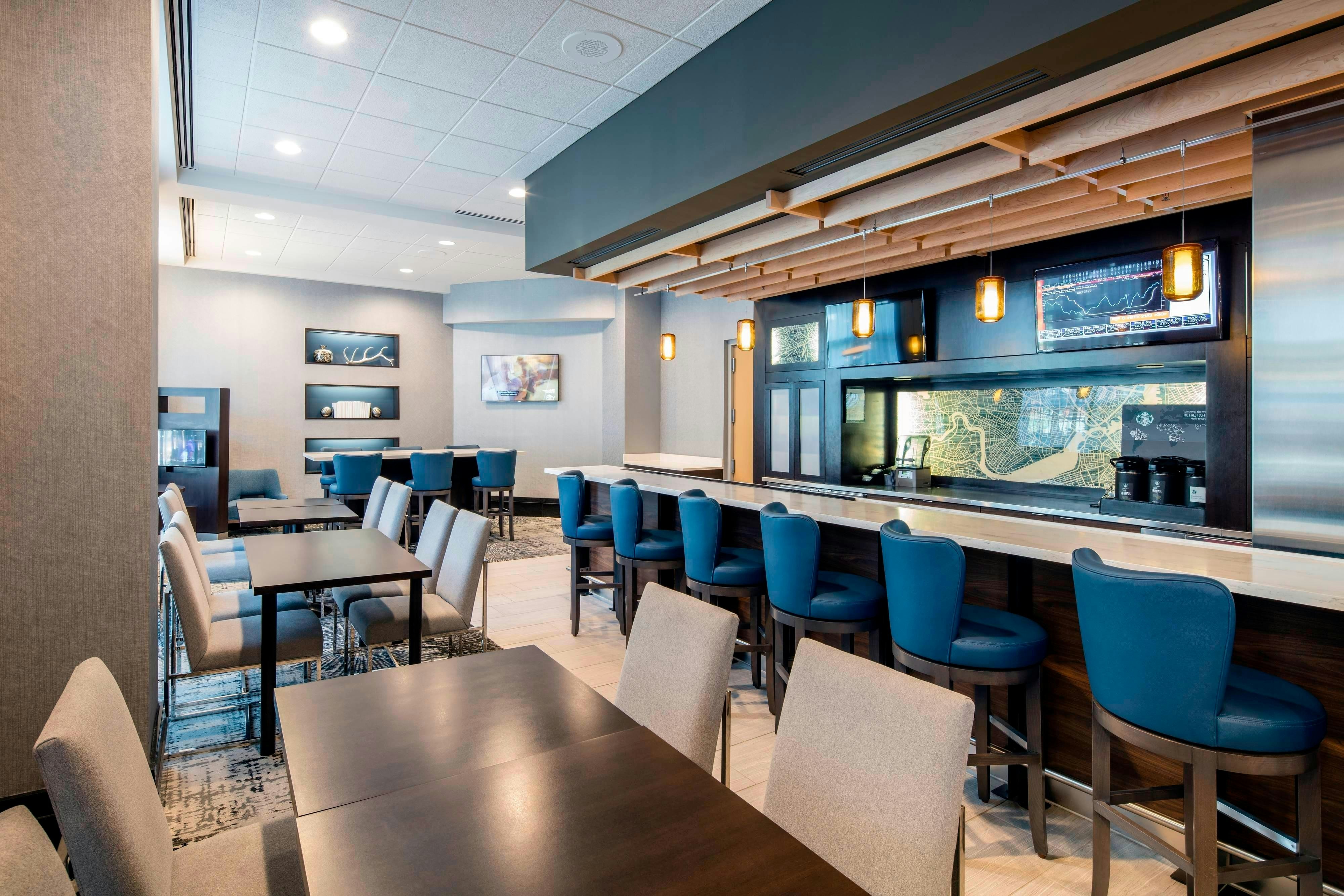 Courtyard By Marriott Boston Brookline 10/17
