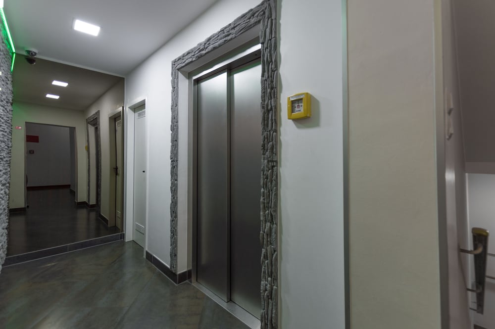 Hotel Bayer S 7/64
