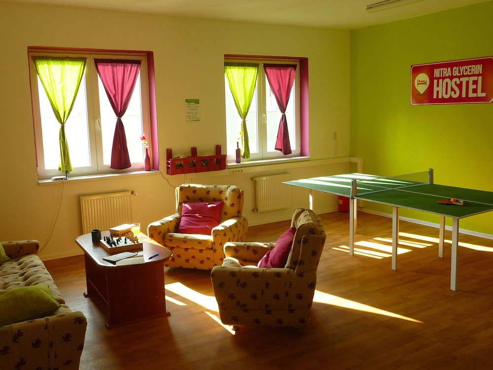 Nitra Glycerin Hostel 29/35