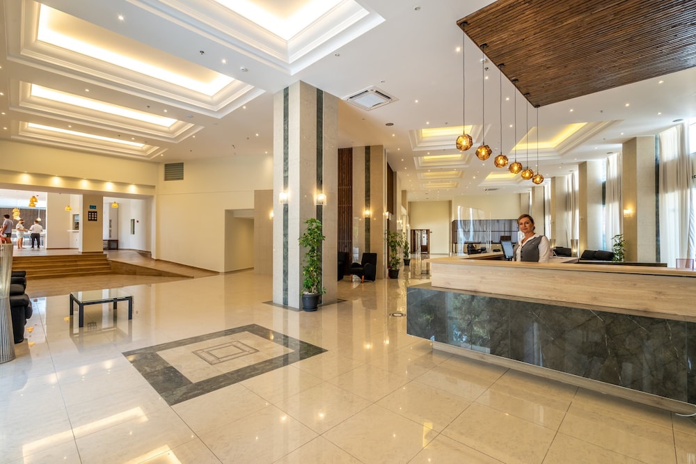 Castellum Suites - All Inclusive 6/48