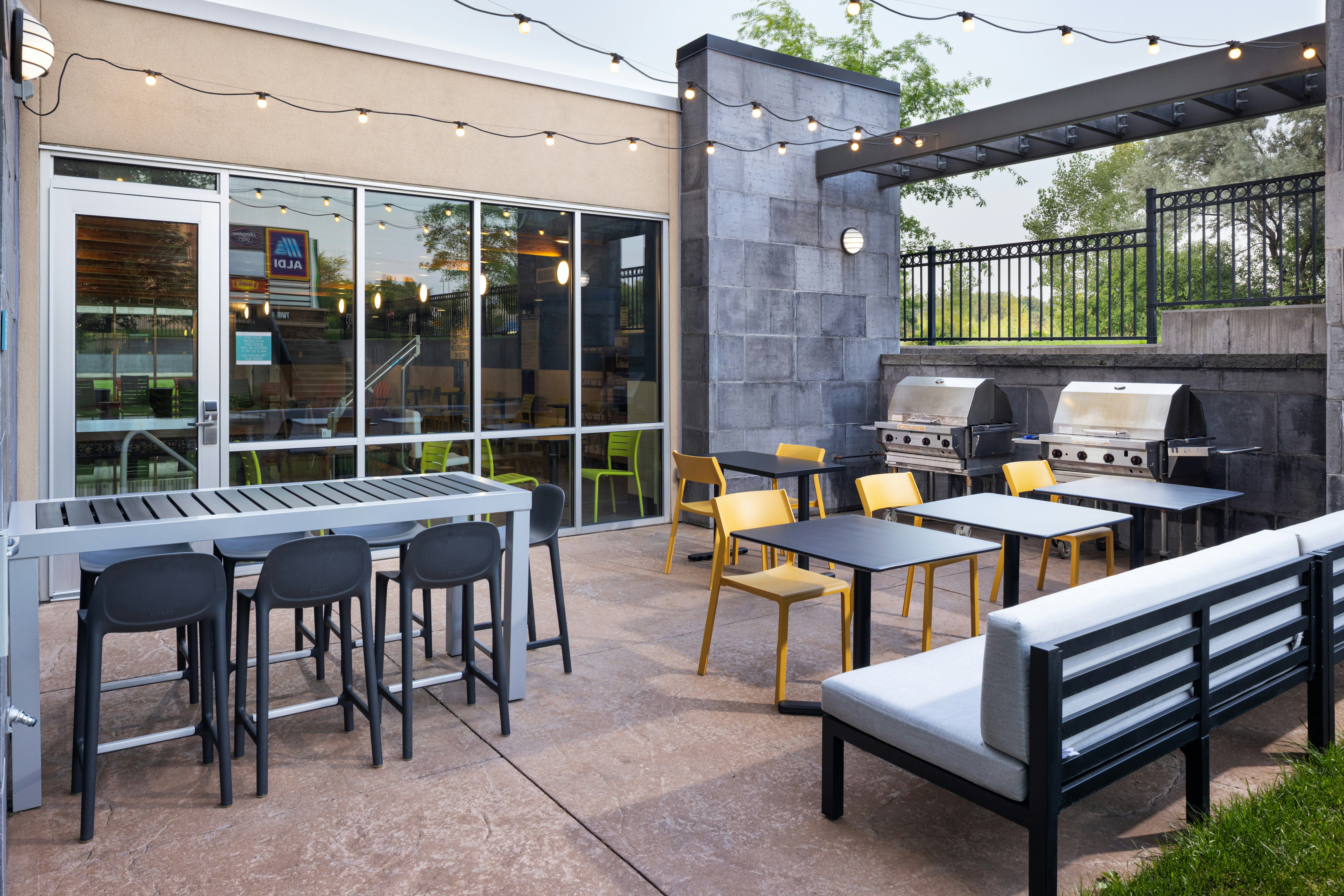 Home2 Suites by Hilton Roseville Minneapolis 21/25
