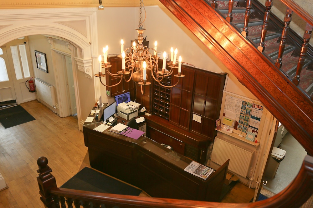 Millfields Hotel 46/58