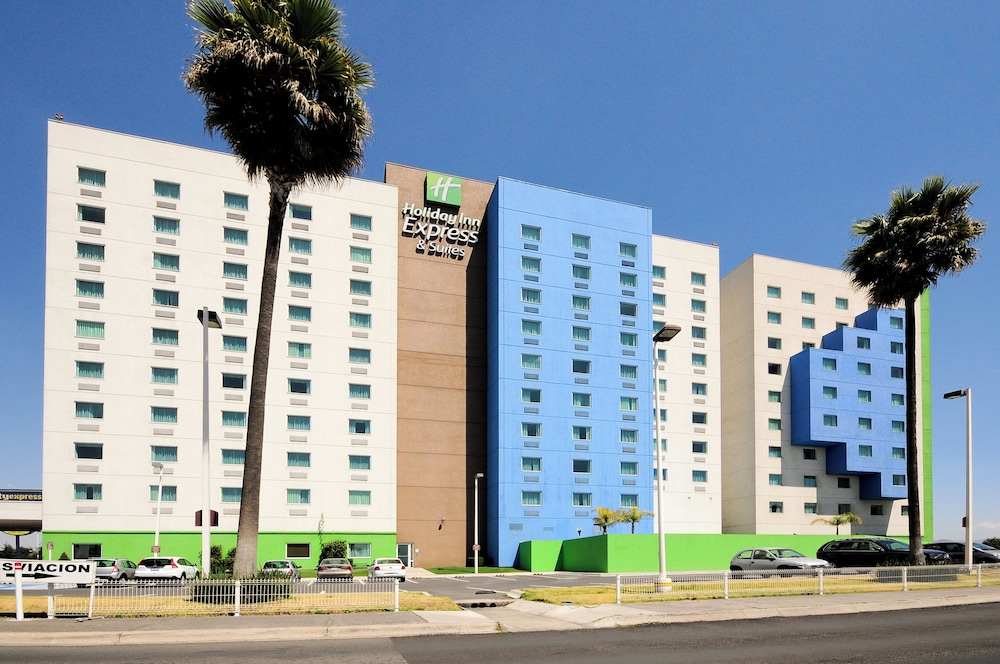 Holiday Inn Express Hotel and Suites Toluca Zona Aeropuerto 6/72