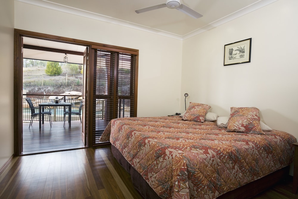 1 Bedroom, Superior, Apartment, Double Bed, Kitchen, Garden Area