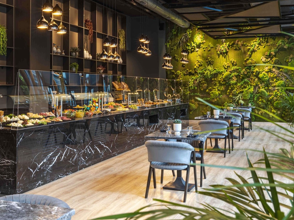 Mercure Hotels Istanbul Umraniye 47/64