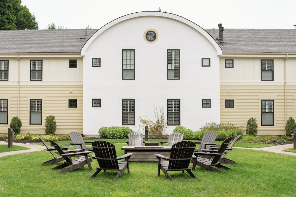 Briar Barn Inn 44/50