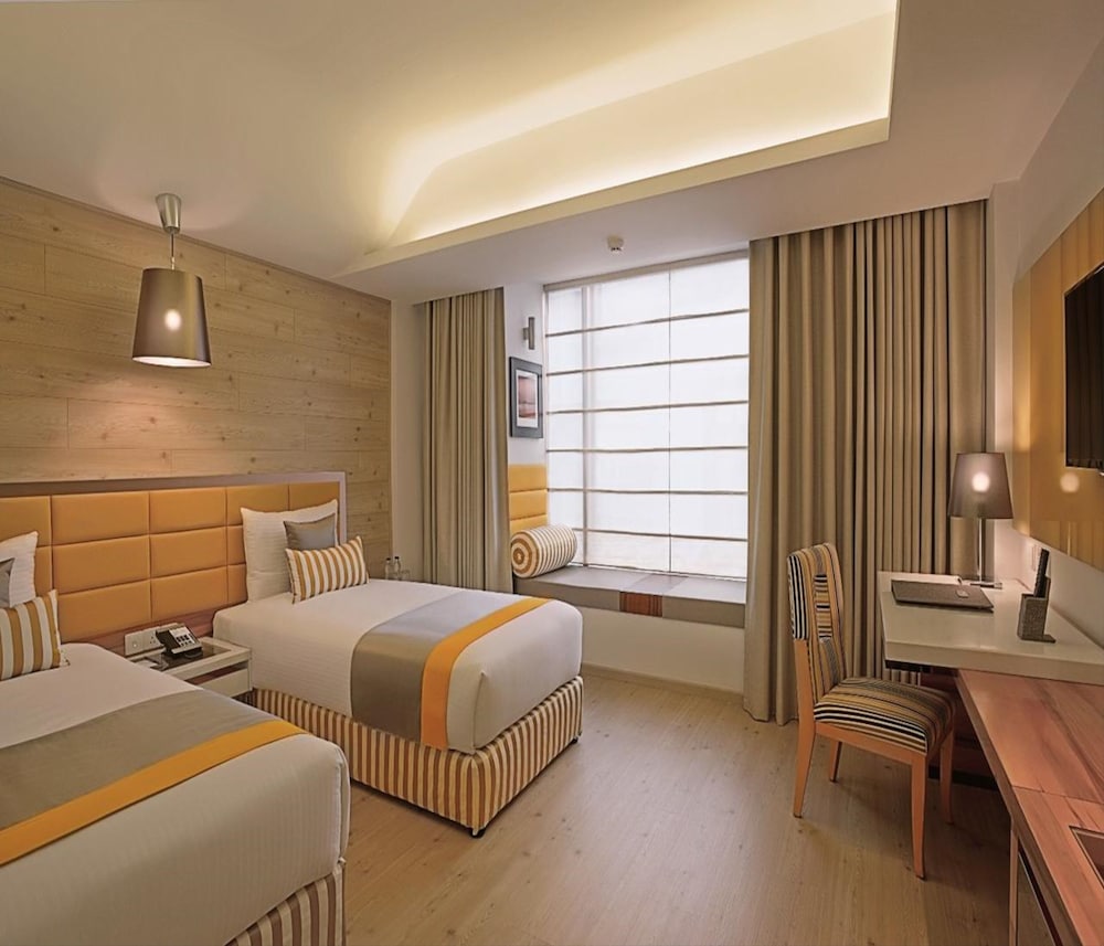 1 BEDROOM, DELUXE, TWIN BEDS