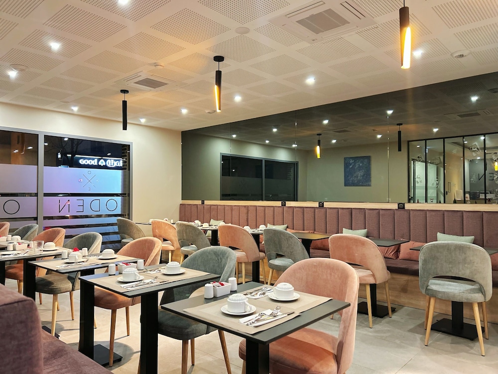 Hotel Oden Paris Ivry 39/50