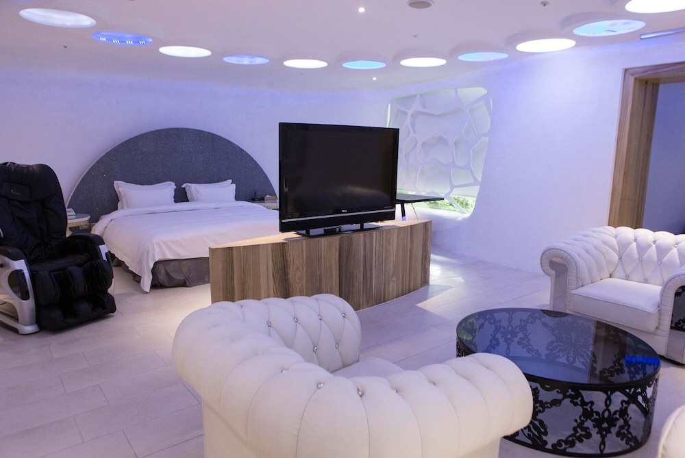 All-Ur Boutique Motel - Tai-Chung Branch 39/50