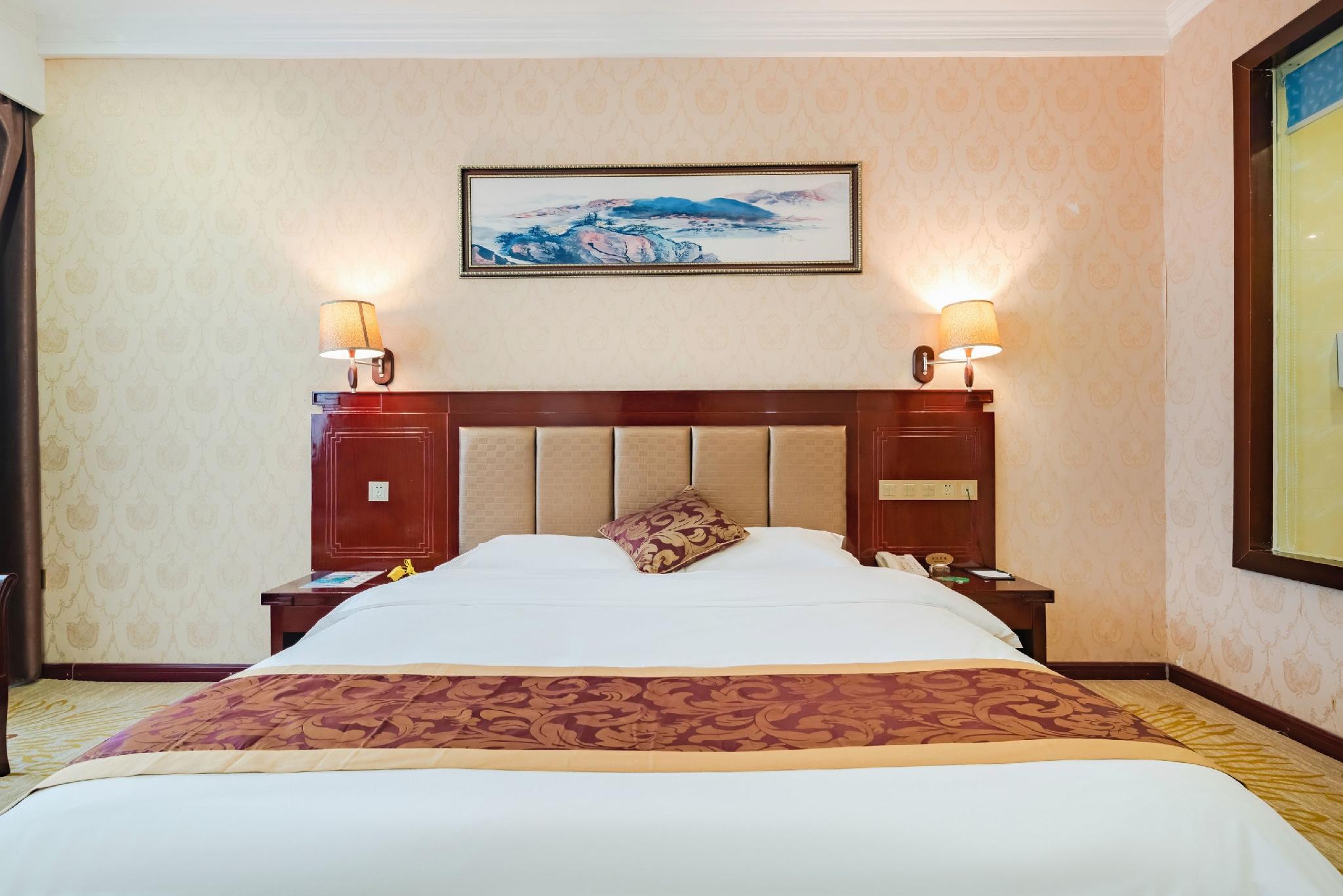 Jingxi Global Hotel 8/25