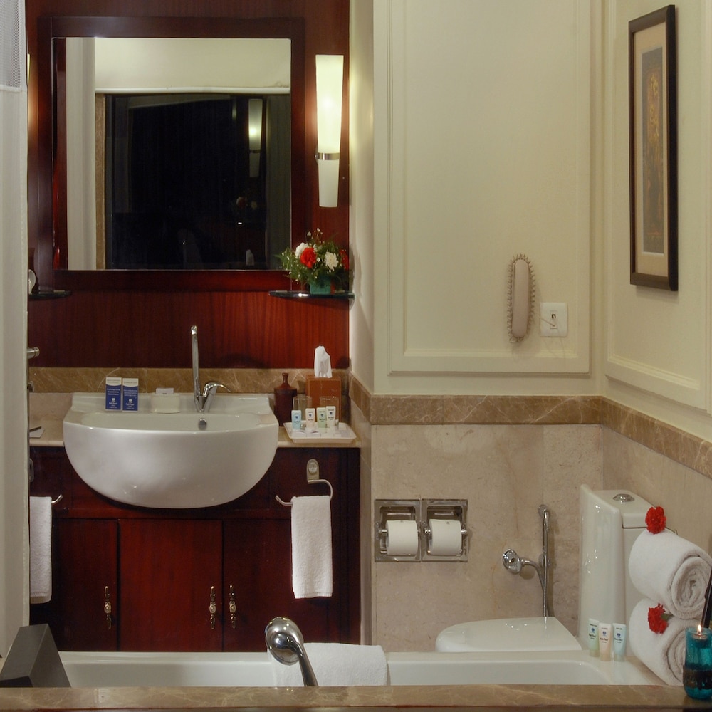 Park Plaza Jodhpur 11/66