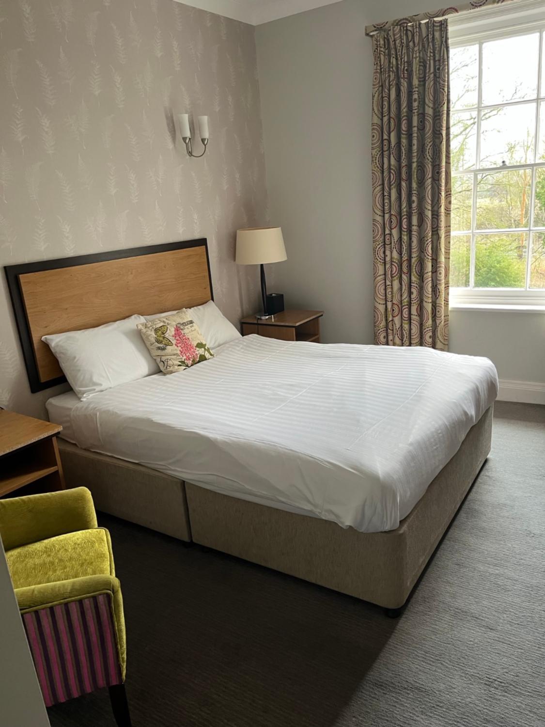 Room, Double Bed