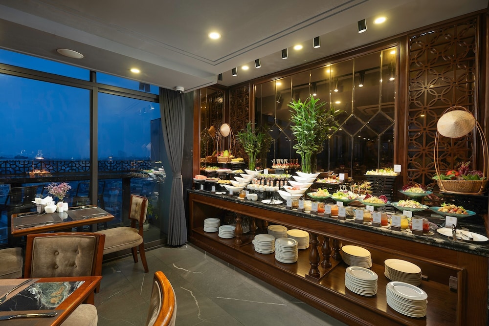 Rex Hanoi Hotel 38/68