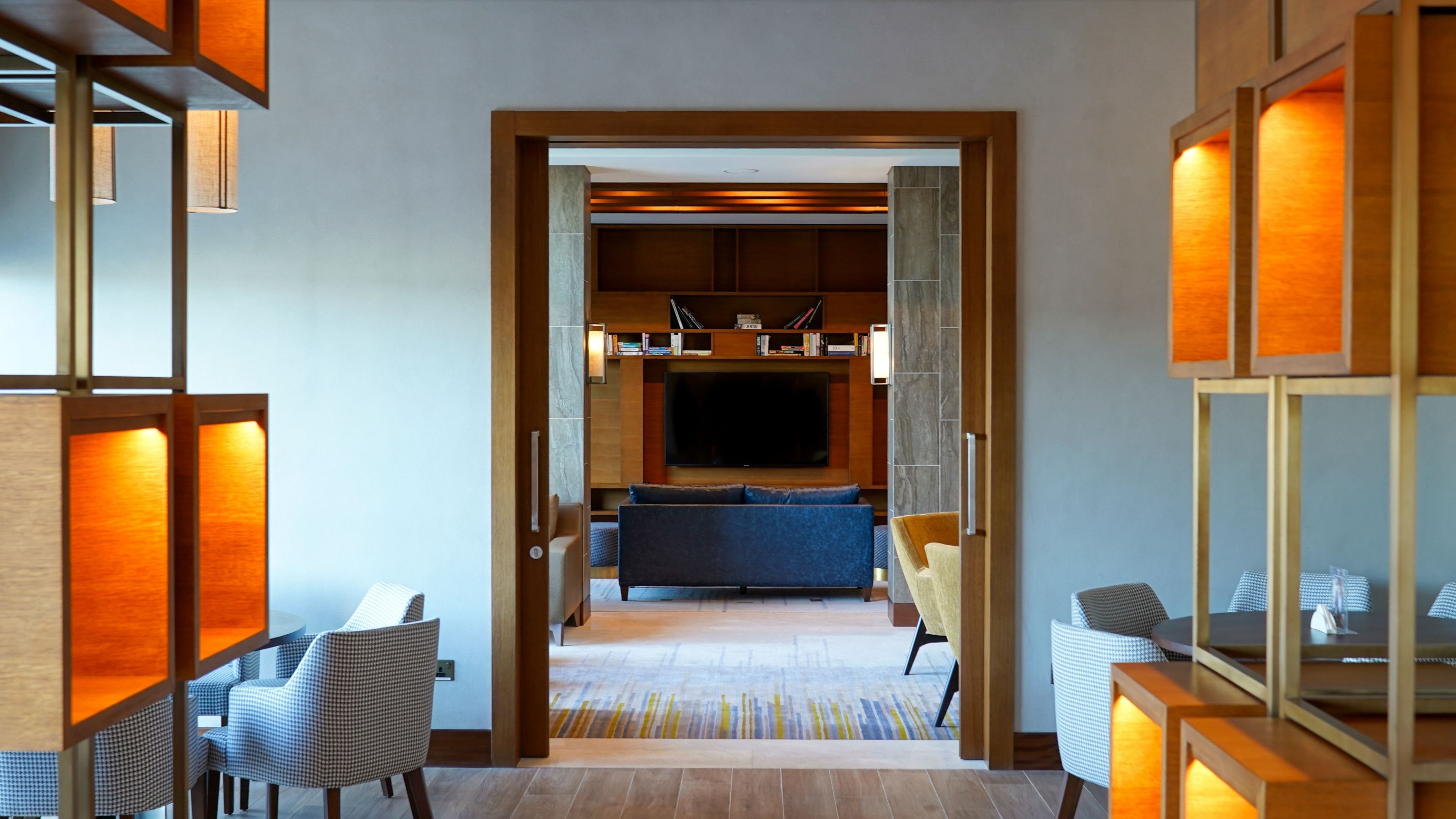Staybridge Suites Dubai Al-Maktoum Airport 51/58