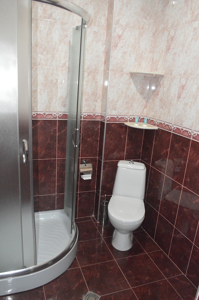 Hotel Egrisi 35/37