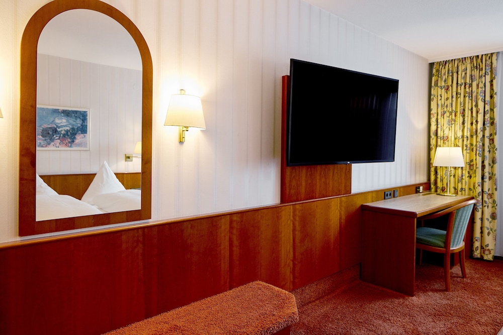 Hotel Zum Schiff 32/53