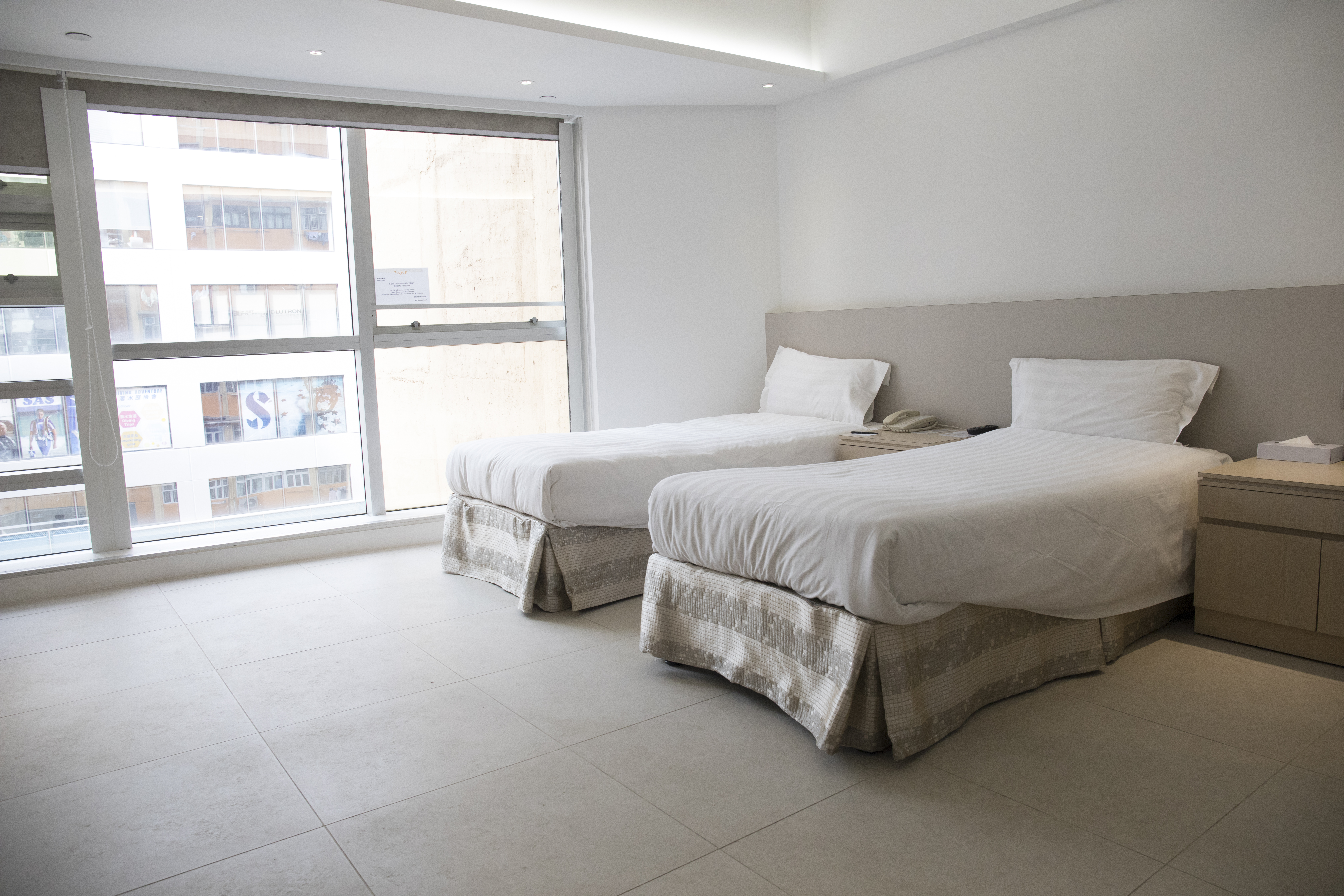 Deluxe, Double or Twin Bed