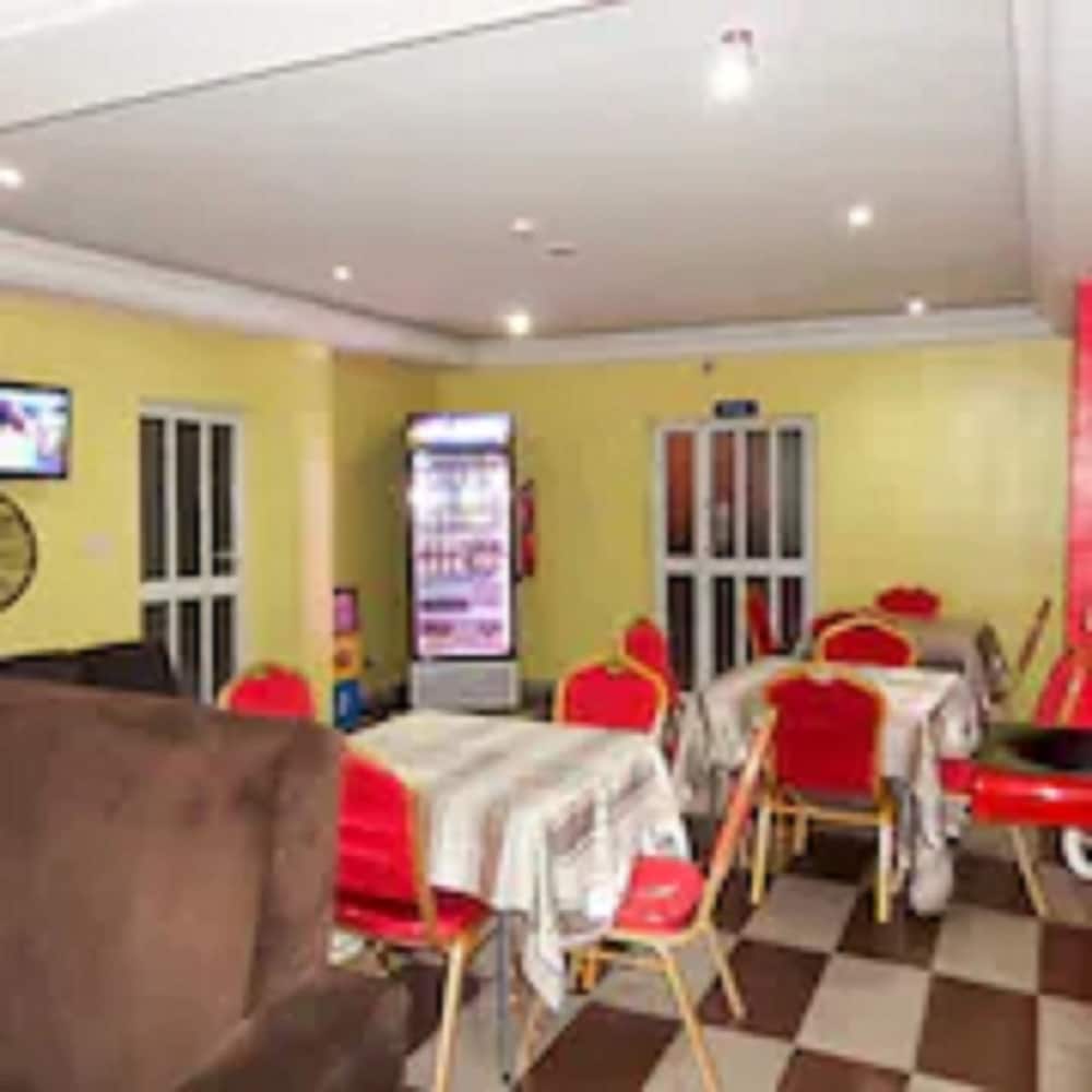 Ghatview Hotel 21/33