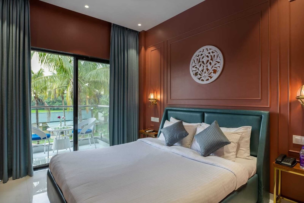 Paramount Riverfront Resort and Spa 11/50