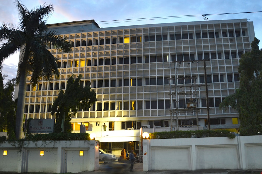 HOTEL SATYA ASHOKA 5/38