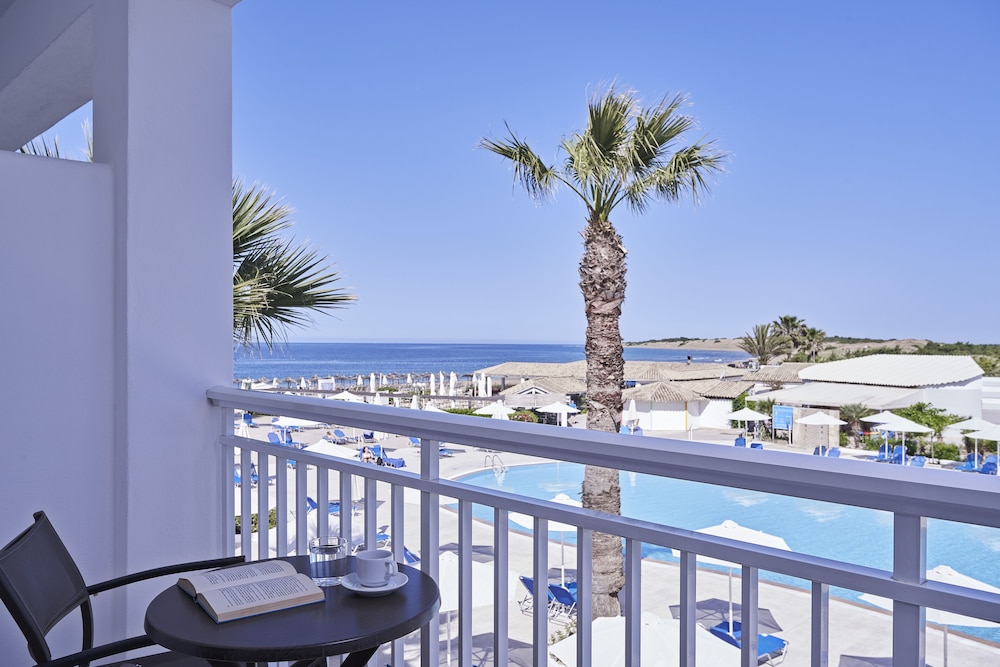 Sandy Beach Resort 49/63