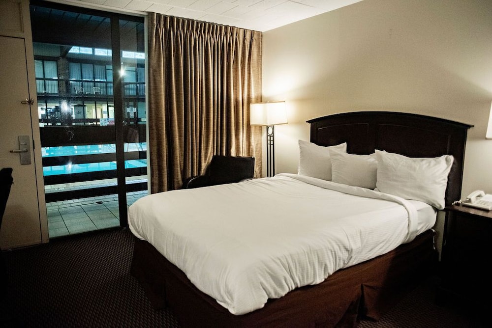 Altoona Grand Hotel 14/49