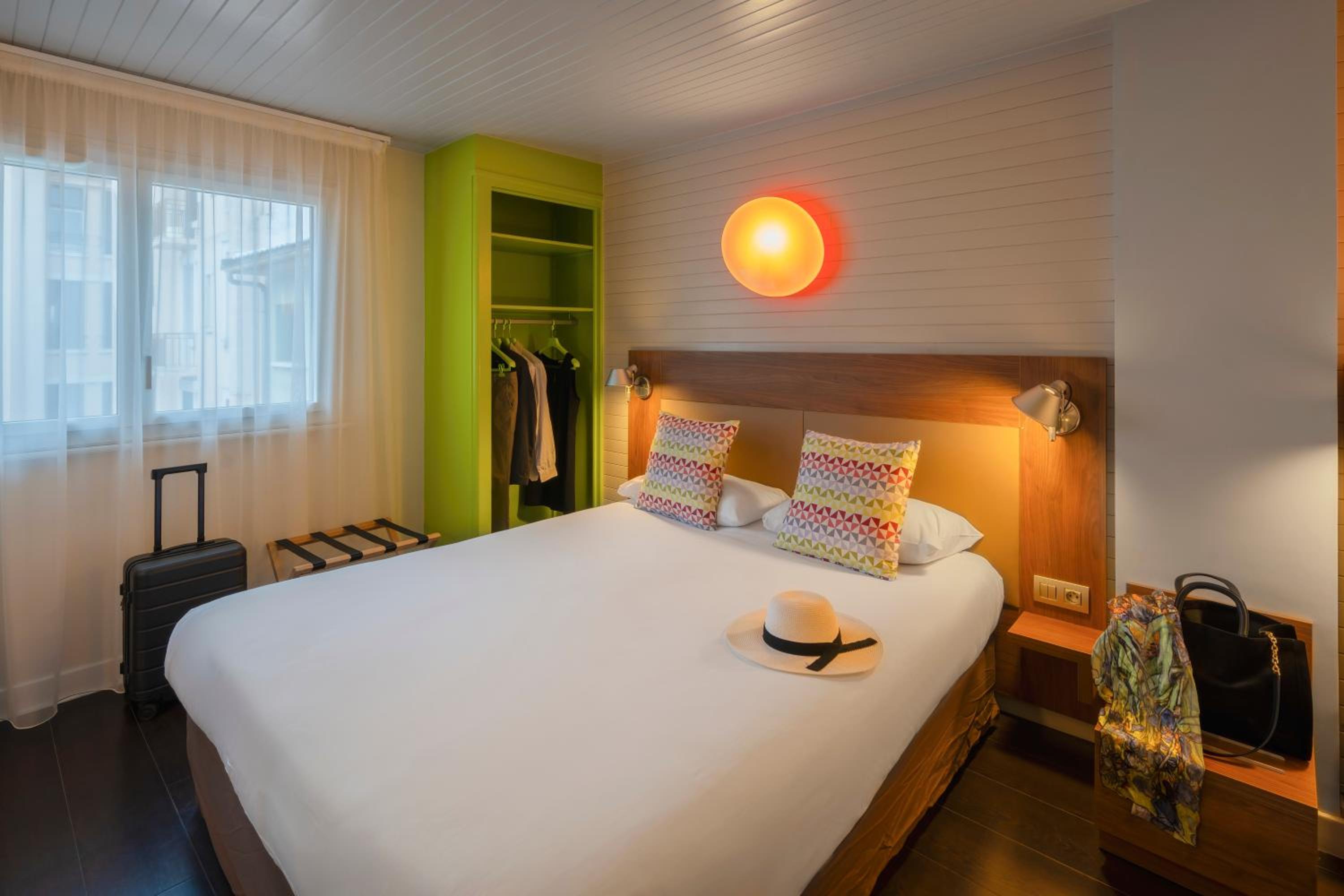 Next Generation, Double and Twin Beds