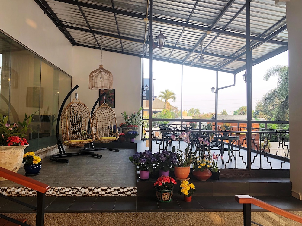 La Mai Hotel 25/29