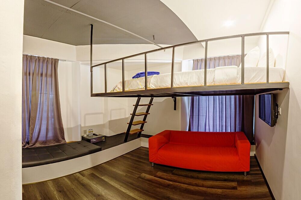 Roomies Suites 7/22