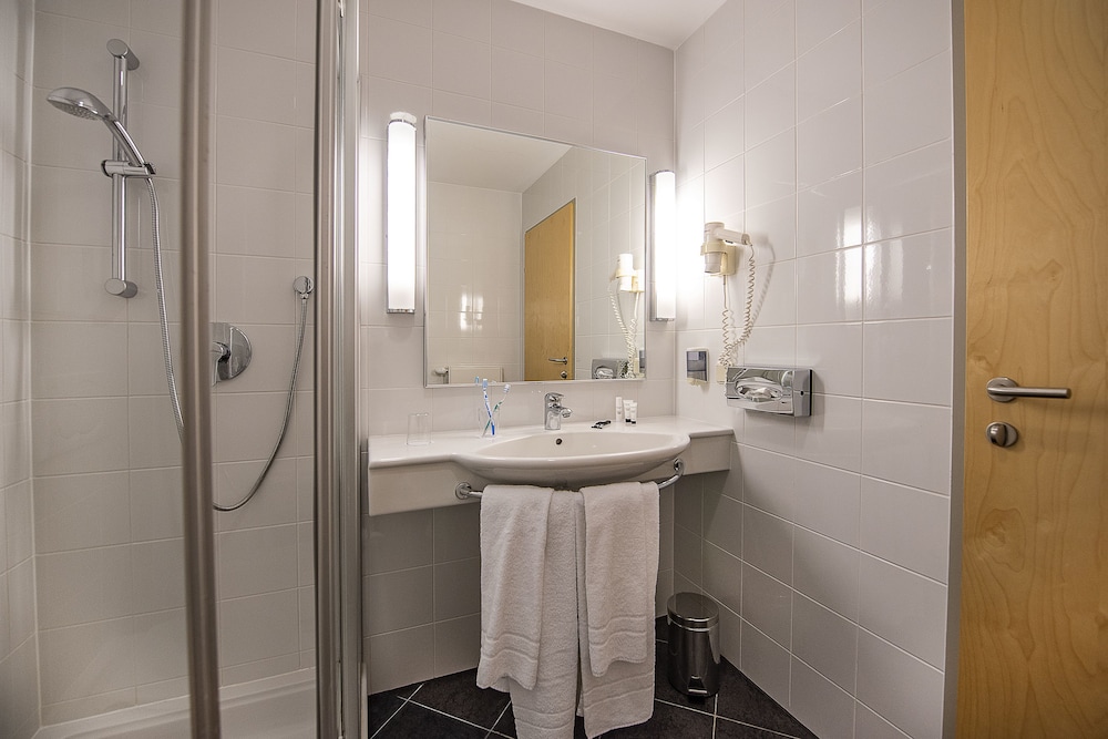Heinhotel Vienna Airport 10/50