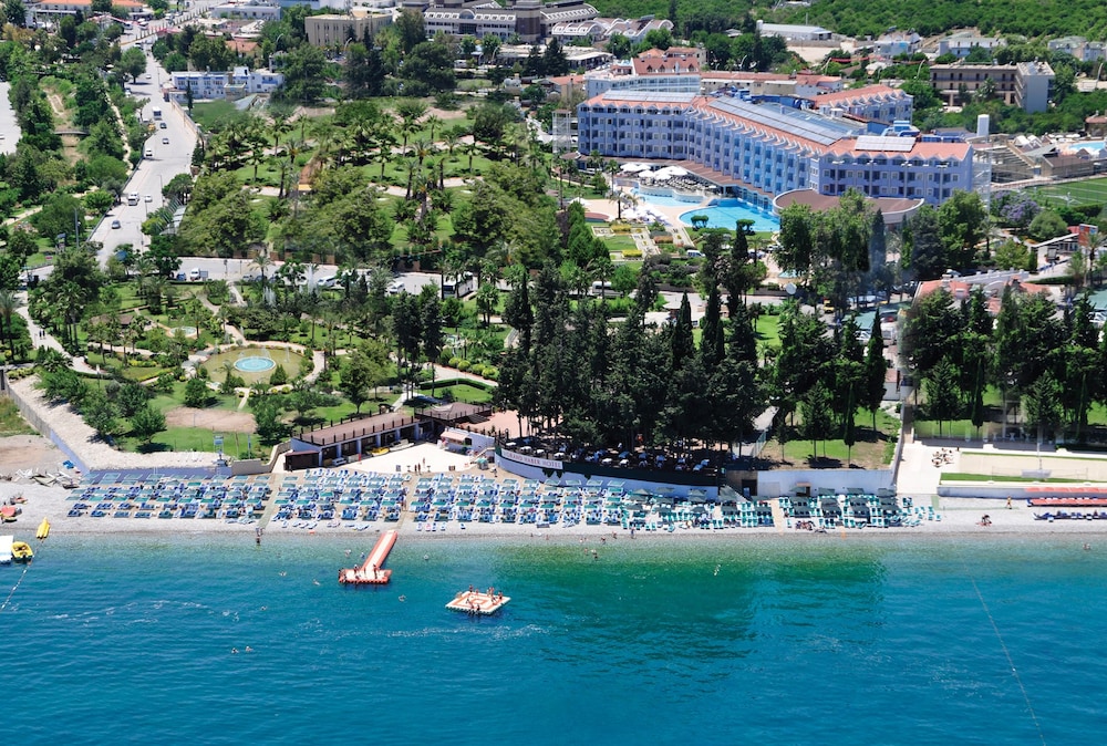 Rox Royal Hotel in KEMER