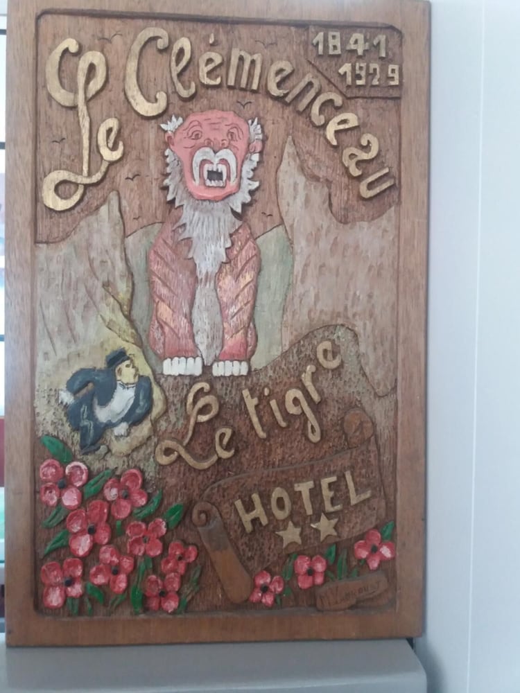 Hotel Le Clemenceau 24/45